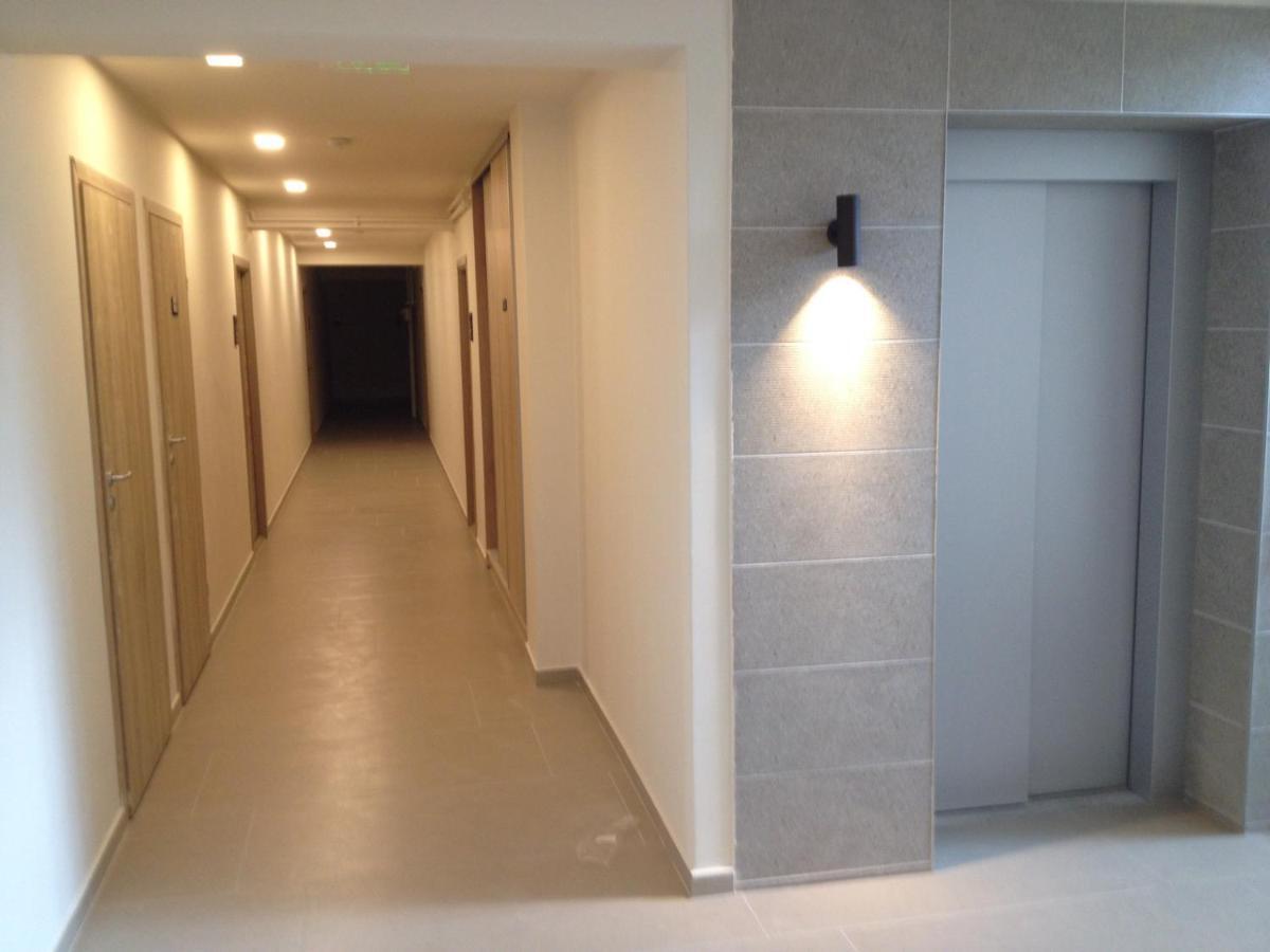 Apartament Marcel - Coresi Mall Braşov Esterno foto